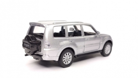 Машинка Автопром Mitsubishi Pajero 4WD Turbo 1:43 Silver - Retromagaz, image 4