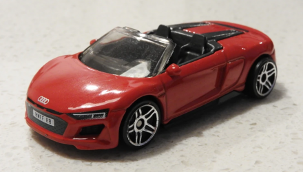 Машинка Базовая Hot Wheels 2019 Audi R8 Spyder Factory Fresh 1:64 GHF93 Red - Retromagaz, image 2