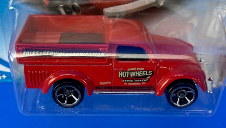 Машинка Базова Hot Wheels '49 Volkswagen Beetle Pickup Volkswagen 1:64 FYF78 Red - Retromagaz, image 3