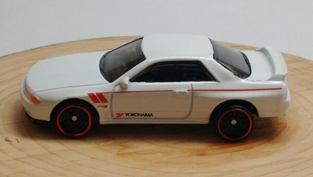 Машинка Базовая Hot Wheels Skyline GT-R (BNR32) Yokohama Nissan 1:64 FYF04 White - Retromagaz, image 4