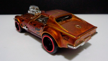 Машинка Базовая Hot Wheels '68 Corvette - Gas Monkey Garage Super Treasure Hunt STH Dream Garage 1:64 HKL10 Gold - Retromagaz, image 3