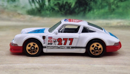 Машинка Базовая Hot Wheels '71 Porsche 911 Magnus Walker Nightburnerz 1:64 FKB02 White - Retromagaz, image 4