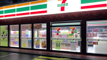 Диорама G-Fans Supermarket 7-Eleven Супермаркет с Подсветкой 1:64 Red - Retromagaz, image 4