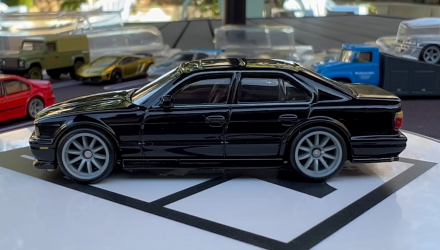 Машинка Premium Hot Wheels 1991 BMW M5 Fast & Furious 1:64 HNW46/HKD28 Black - Retromagaz, image 4