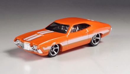 Машинка Базовая Hot Wheels '72 Ford Gran Torino Sport Muscle Mania 1:64 HCW29 Orange - Retromagaz, image 2