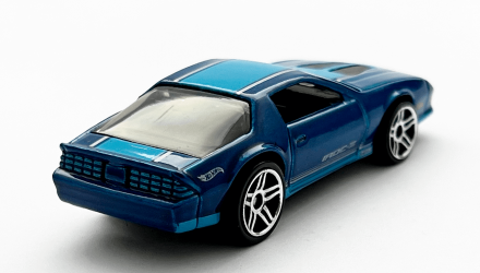 Машинка Базова Hot Wheels '85 Chevrolet Camaro Iroc-Z Muscle Mania 1:64 GTC16 Blue - Retromagaz, image 3