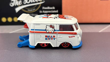 Машинка Базова Hot Wheels Volkswagen Kool Kombi Hello Kitty Screen Time 1:64 GRX94 White - Retromagaz, image 3