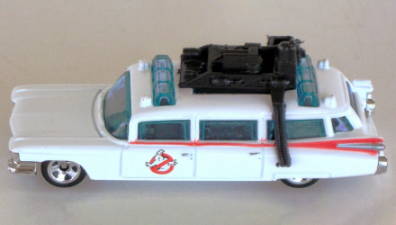 Машинка Базова Hot Wheels Cadillac Ghostbusters Ecto-1 New Models 1:64 R0942 White - Retromagaz, image 4