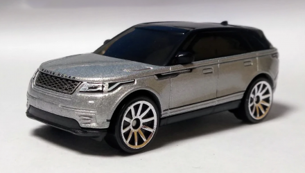 Машинка Базовая Hot Wheels Range Rover Velar Factory Fresh 1:64 FYB37 Silver - Retromagaz, image 2