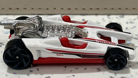 Тематическая Машинка Hot Wheels Honda Racer Honda 70th Anniversary 1:64 FKD28 White - Retromagaz, image 5