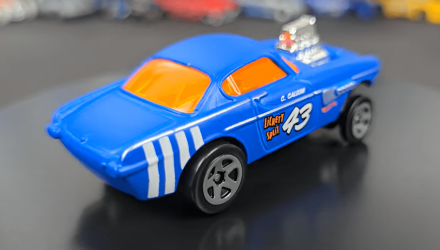 Машинка Базовая Hot Wheels Volvo P1800 Gasser Reverse Rake 1:64 HTB92 Blue - Retromagaz, image 3