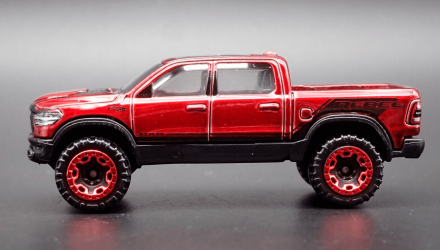 Машинка Базовая Hot Wheels 2020 RAM 1500 Rebel Hot Trucks 1:64 HCX93 Red - Retromagaz, image 3