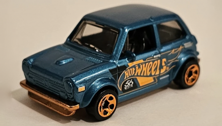 Тематична Машинка Hot Wheels Custom '70 Honda N600 Green and Gold 1:64 HVW99 Turquoise - Retromagaz, image 2