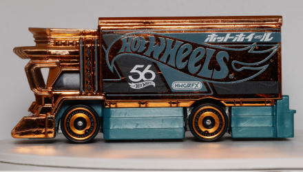 Тематическая Машинка Hot Wheels Raijin Express Green and Gold 1:64 HVX03 Gold - Retromagaz, image 5