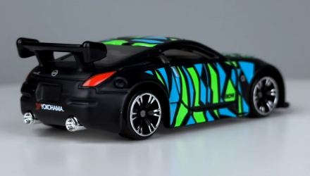 Тематическая Машинка Hot Wheels Nissan 350Z Neon Speeders 1:64 HLH72/HRW74 Black - Retromagaz, image 3