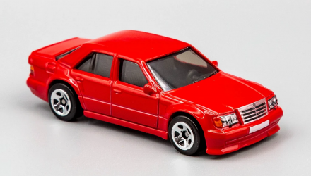 Машинка Базова Hot Wheels Mercedes-Benz 500 E Factory Fresh 1:64 HCT95 Red - Retromagaz, image 2