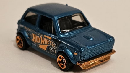 Тематична Машинка Hot Wheels Custom '70 Honda N600 Green and Gold 1:64 HVW99 Turquoise - Retromagaz, image 3