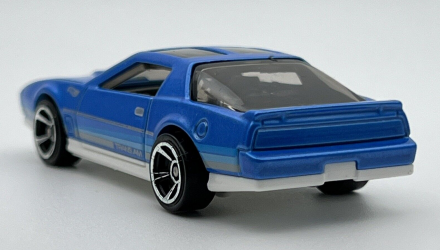 Машинка Базова Hot Wheels '84 Pontiac Firebird Muscle Mania 1:64 HKJ57 Metallic Blue - Retromagaz, image 6