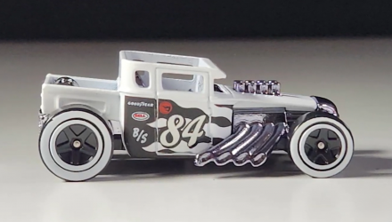 Машинка Базова Hot Wheels Bone Shaker Treasure Hunts Track Champs 1:64 HTF24 White - Retromagaz, image 3