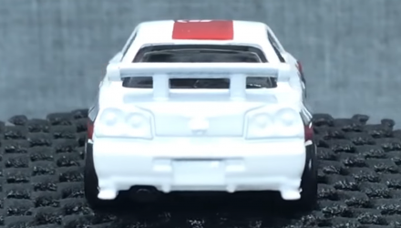 Тематична Машинка Hot Wheels Nissan Skyline GT-R (R34) Gran Turismo 1:64 FKF27 White - Retromagaz, image 6