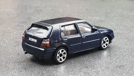 Тематична Машинка Matchbox 1995 Volkswagen Golf MK3 Moving Parts 1:64 FWD28/HVN08 Blue - Retromagaz, image 2