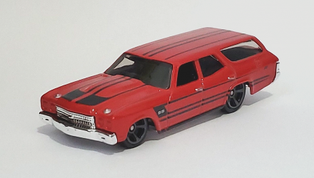 Машинка Базовая Hot Wheels '70 Chevelle SS Wagon Wagons 1:64 HCX23 Red - Retromagaz, image 2