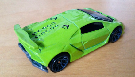 Машинка Базовая Hot Wheels Lamborghini Sesto Elemento Workshop 1:64 CFH88 Green - Retromagaz, image 3