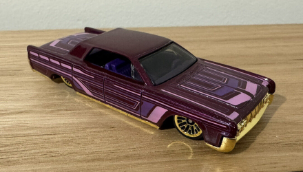 Машинка Базовая Hot Wheels '64 Lincolnn Continental Slammed 1:64 HKJ09 Red - Retromagaz, image 2