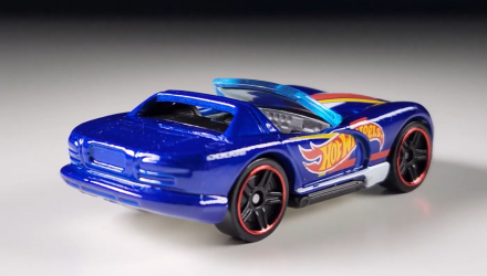 Машинка Базовая Hot Wheels Dodge Viper RT/10 Then and Now 1:64 HCV80 Blue - Retromagaz, image 3