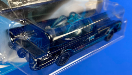 Машинка Базова Hot Wheels TV Series Batmobile Batman 1:64 FKB53 Blue - Retromagaz, image 5