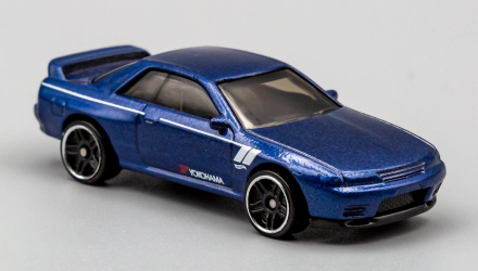 Машинка Базовая Hot Wheels Skyline GT-R (BNR32) Yokohama Nissan 1:64 FYB74 Metallic Blue - Retromagaz, image 2