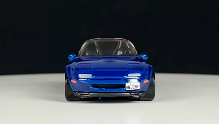 Тематическая Машинка Hot Wheels '91 Mazda MX-5 Miata Japanese Classics 1:64 HLK17 Blue - Retromagaz, image 5