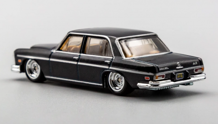 Машинка Premium Hot Wheels '72 Mercedes-Benz 280 SEL 4.5 Modern Classics 1:64 GJP97 Black - Retromagaz, image 3