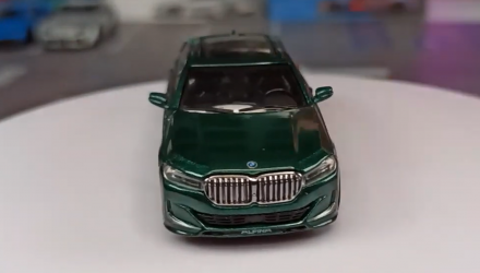 Машинка Premium MINI GT BMW Alpina B7 xDrive 1:64 Green - Retromagaz, image 5