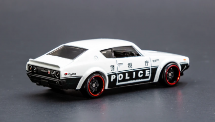 Машинка Базова Hot Wheels Nissan Skyline 2000 GT-R Police Rescue 1:64 FYC81 White - Retromagaz, image 3