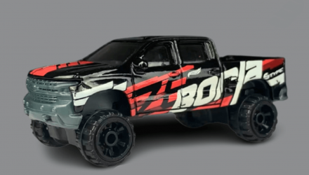 Машинка Базовая Hot Wheels '19 Chevy Silverado Trail Boss LT Baja Blazers 1:64 HCT49 Black - Retromagaz, image 3