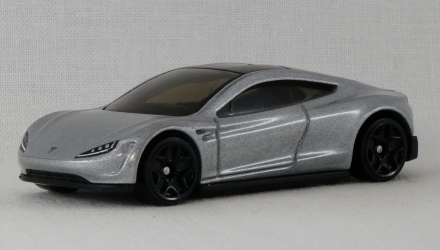 Машинка Базовая Hot Wheels Tesla Roadster Exotics 1:64 HCV04 Silver - Retromagaz, image 2