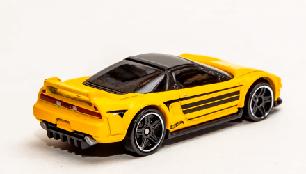 Машинка Базовая Hot Wheels '90 Acura NSX Nightburnerz 1:64 DTY78 Yellow - Retromagaz, image 3