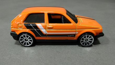 Машинка Базова Hot Wheels Volkswagen Golf MK2 Then and Now 1:64 FJX92 Orange - Retromagaz, image 5