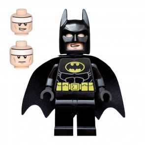 Фігурка Lego DC Batman with Yellow Belt and Crest Type 2 Cowl Super Heroes sh0016a Б/У - Retromagaz